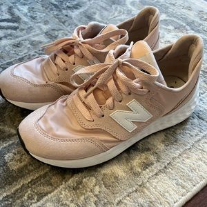 Womens New Balance